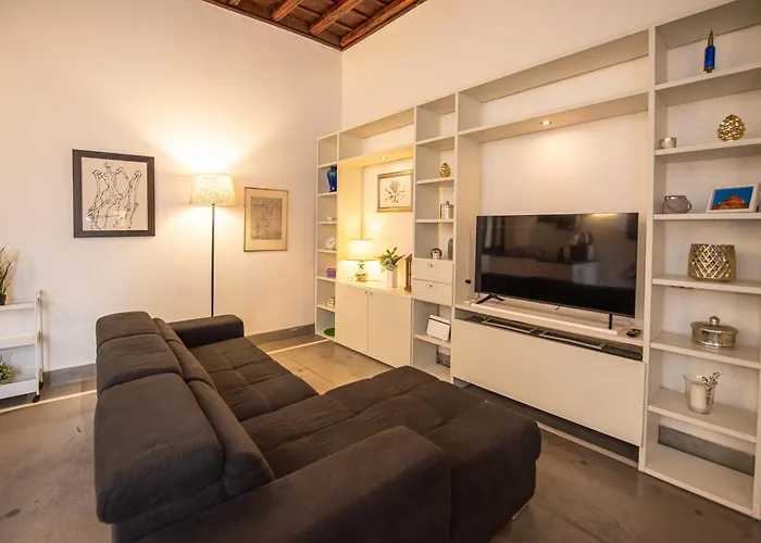 Domitia Spagna Apartament